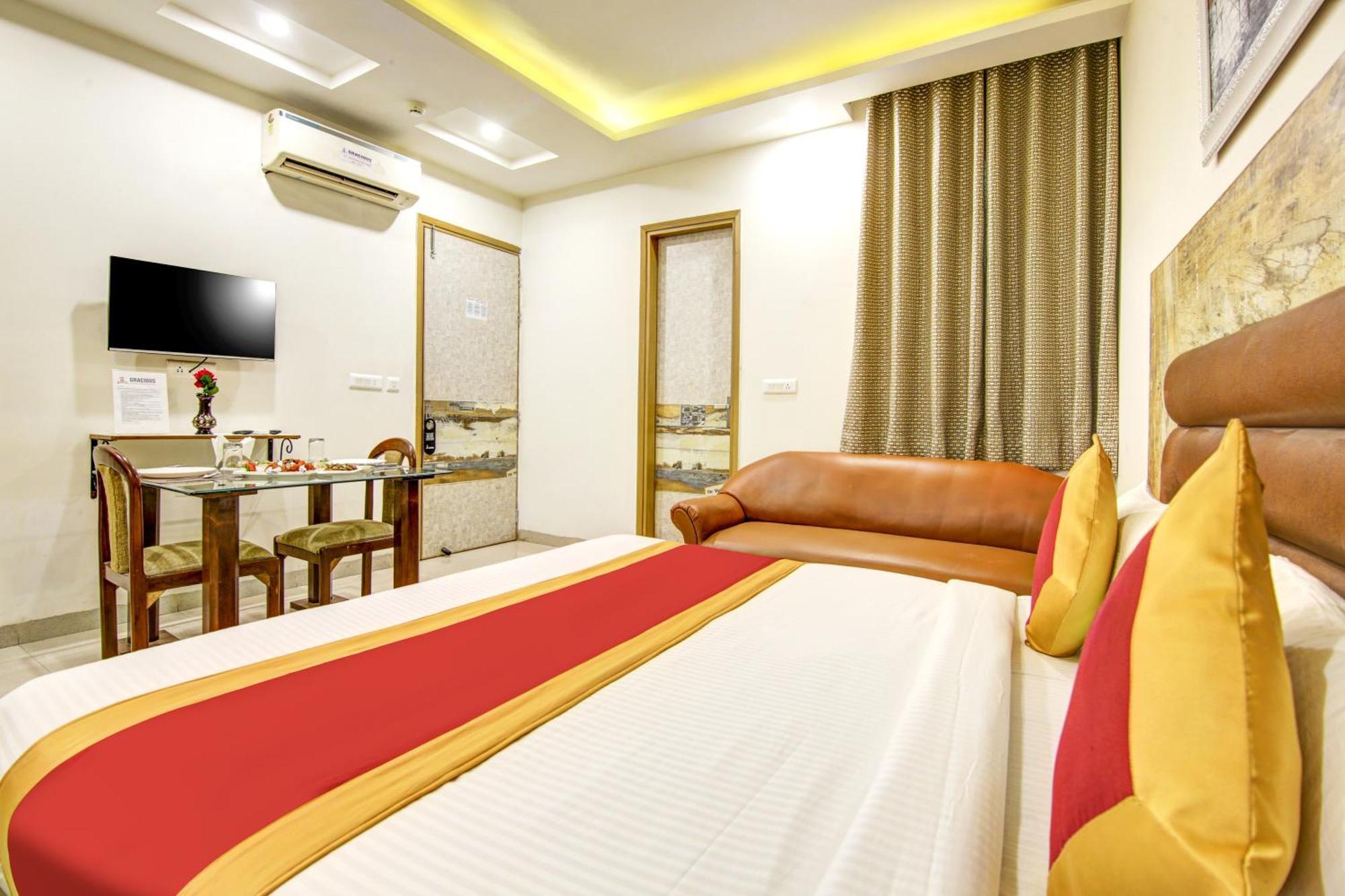 Gracious By Vishesh Hotels & Home Stay New Delhi Extérieur photo